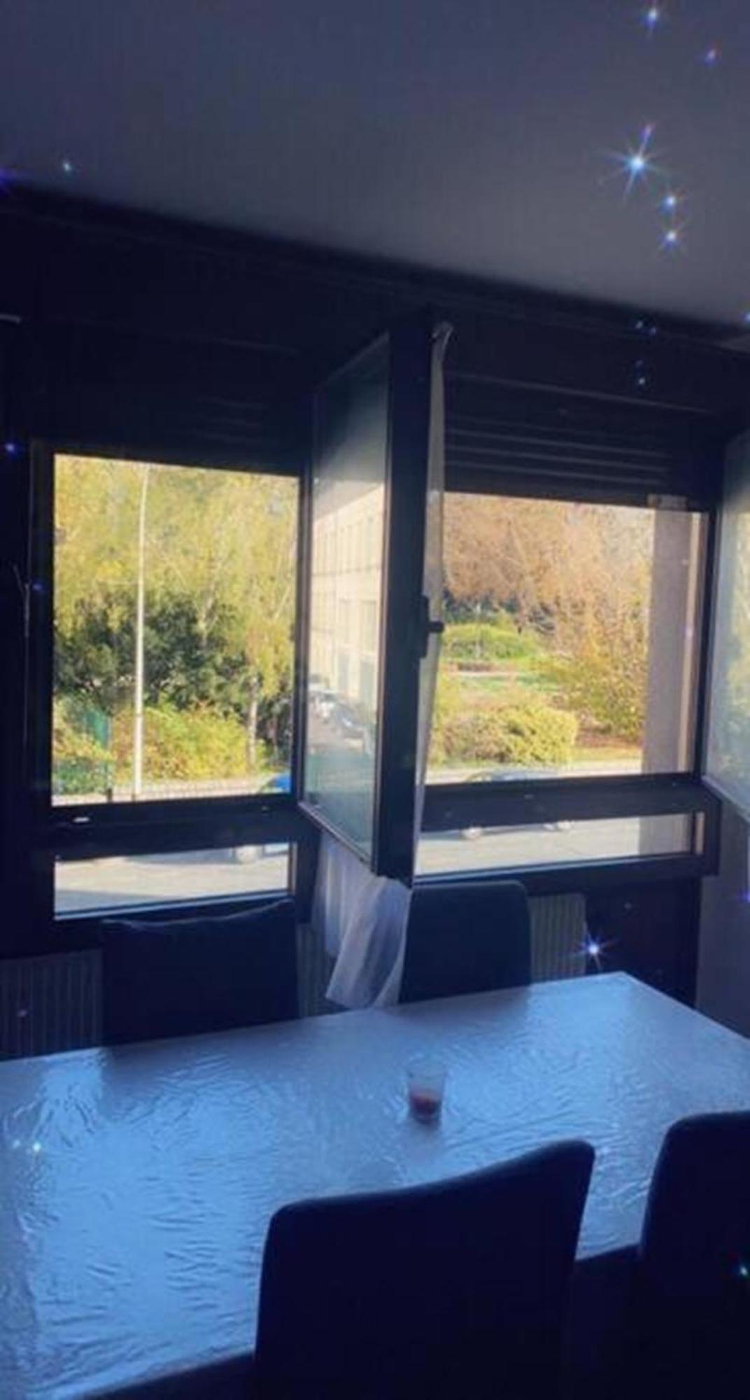 Reims Centre-Ville - 2 Chambres - 6 Personnes Au 1 Er Etage מראה חיצוני תמונה