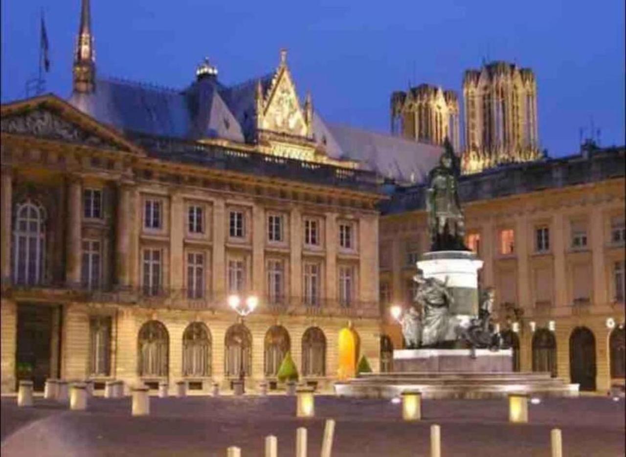 Reims Centre-Ville - 2 Chambres - 6 Personnes Au 1 Er Etage מראה חיצוני תמונה